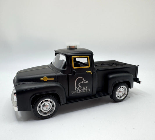 Case XX Ducks Unlimited Toy Truck Knife Display Stand w/ Magnet & Foam